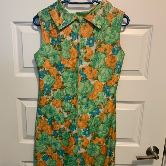 Vintage 1960’s, Retro Shift Dress, Orange, Green, Blue floral design. US8. - Picture 3 of 4